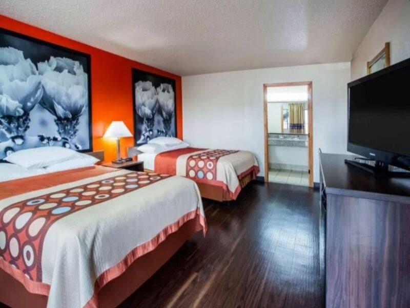 Hotel Super 8 By Wyndham Giddings Exterior foto